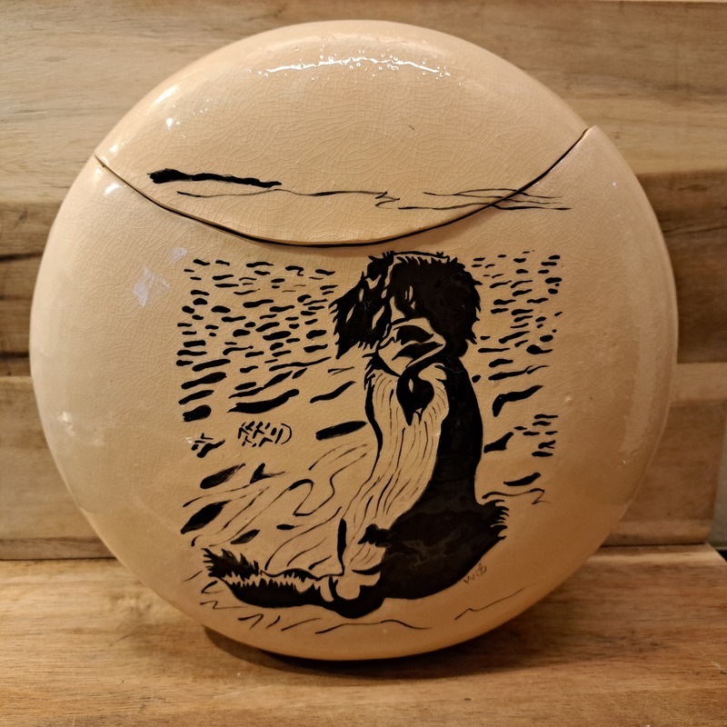 Urn